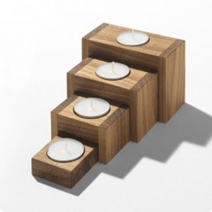 Side by Side Adventsleuchter aus Holz Walnuss