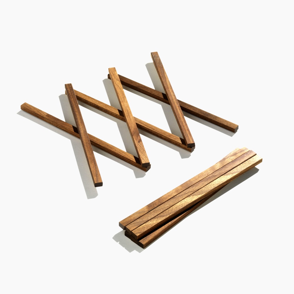 Side by Side ausziehbarer Untersetzer aus Holz