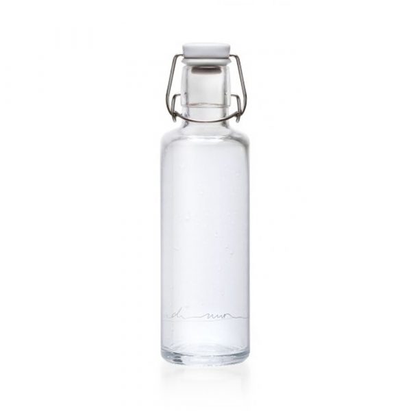SOULBOTTLE 0.6L mit Gravur "einfach nur Wasser" - schlichte Nachhaltige Trinkflasche aus Glas