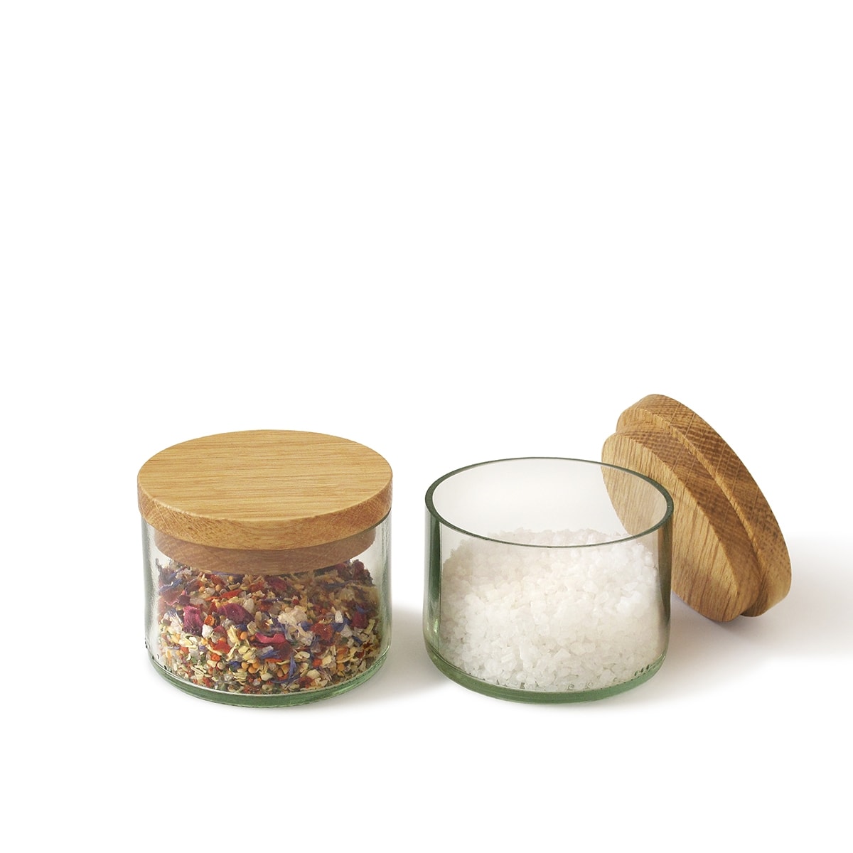 Side by Side Salzdosen / Kräuterdosen aus Weinflasche