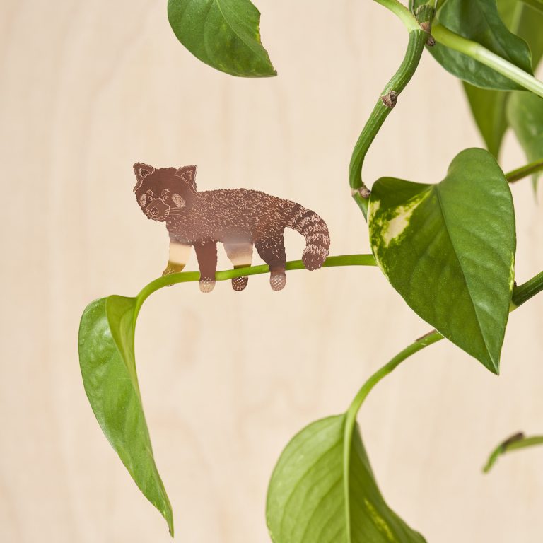 Another Studio Plant Animal Red Panda roter Panda Pflanzendekoration aus Kupfer