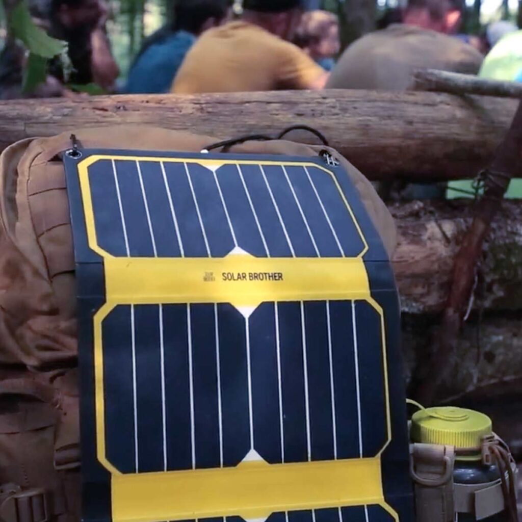 Solar Brother SunMoove 16W - leistungsstarkes Solarladegerät für unterwegs