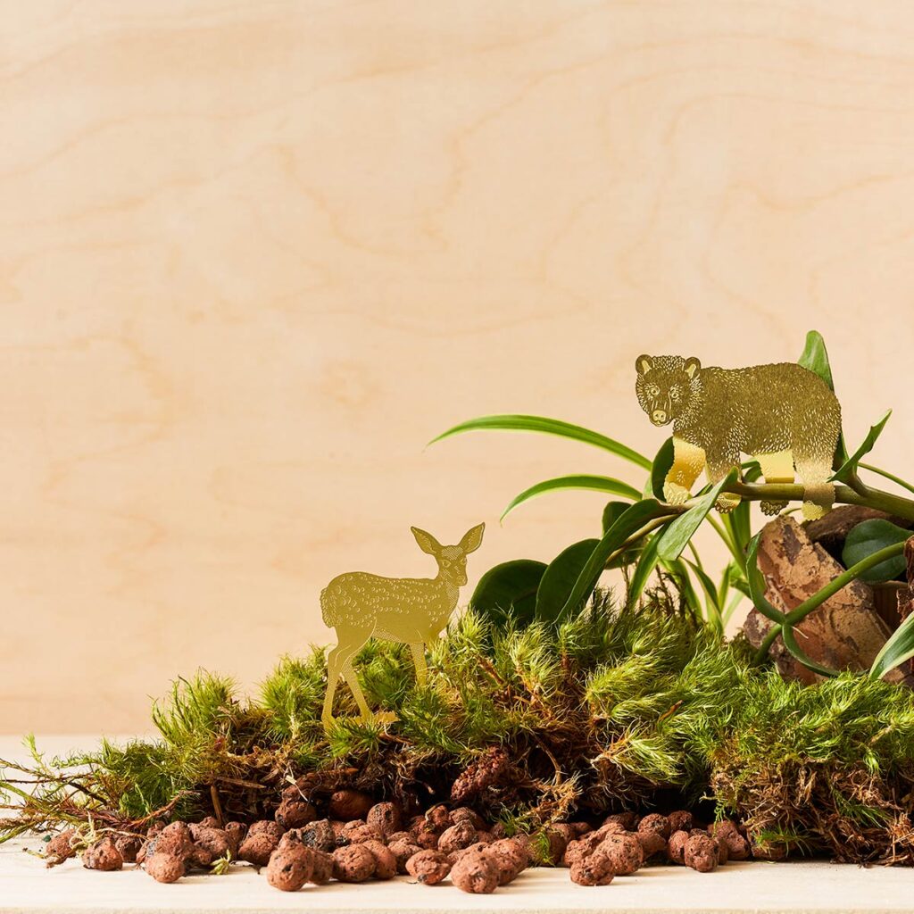 Plant Animal Reh aus Messing – nachhaltige Pflanzendeko und Geschenkidee von Another Studio für Zuhause und Büro